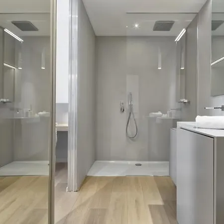 بيت ضيافة Luxury Collection - Milano 33 4*