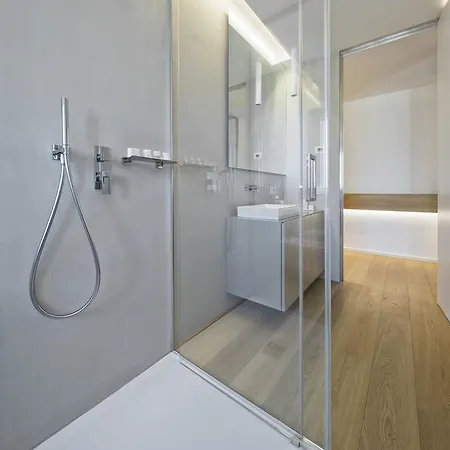 Luxury Collection - Milano 33 بيت ضيافة